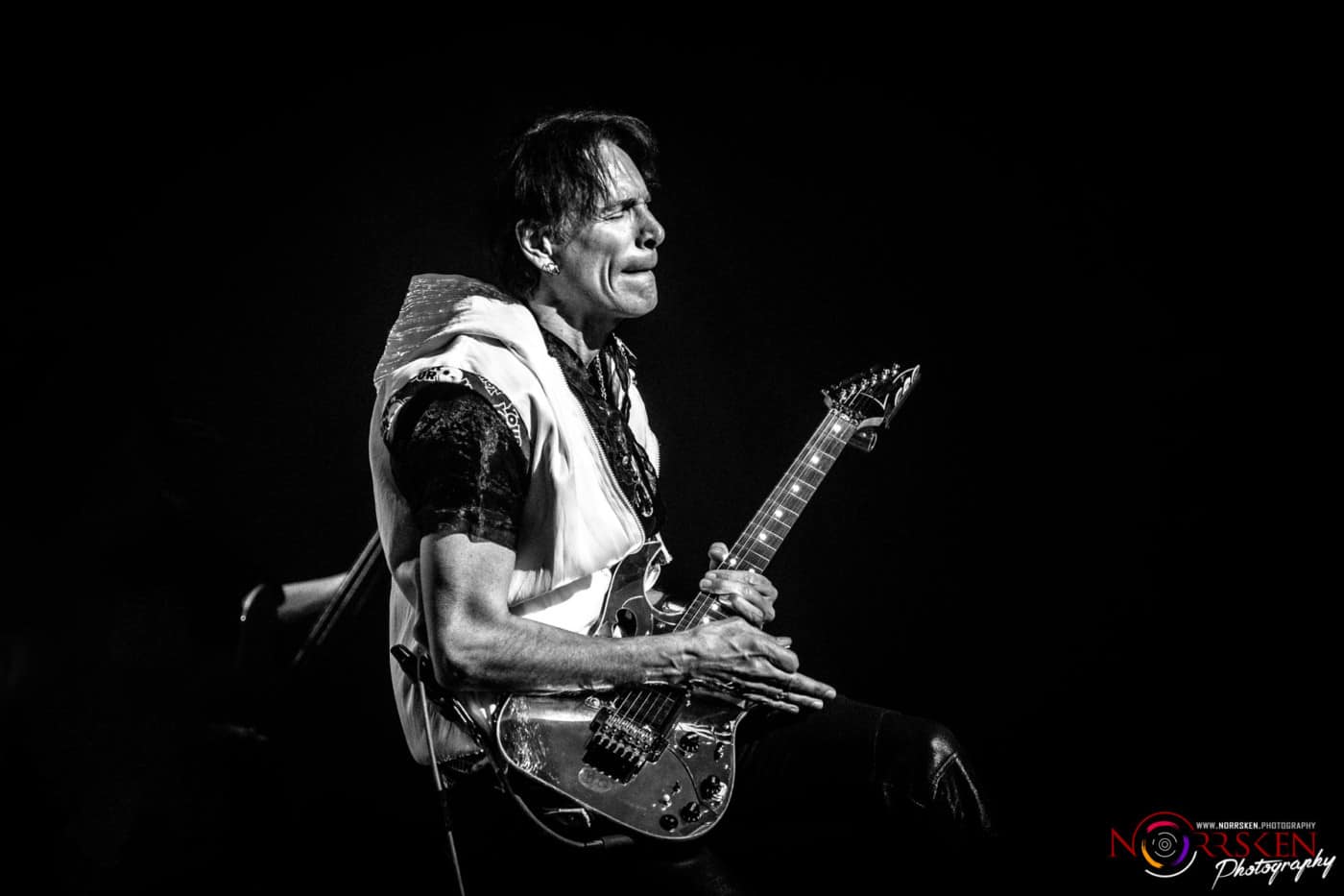 Steve Vai Rock At Night