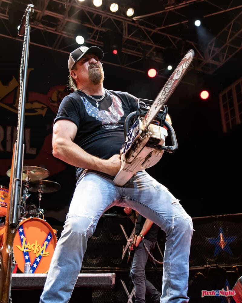 Jesse James Dupree of Jackyl. Photo by David Lucas.500_1364 Rock At Night